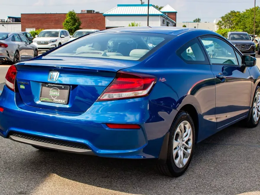2015 Honda Civic LX photo 1