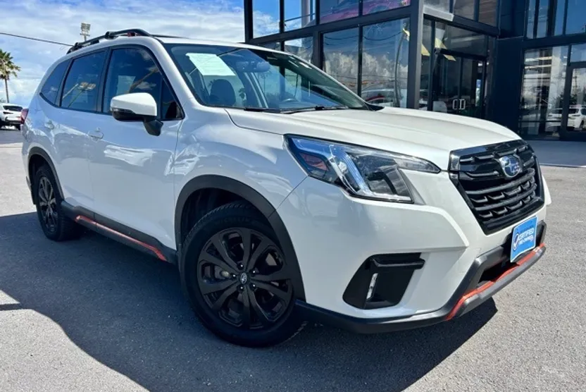 2022 Subaru Forester Sport photo 1