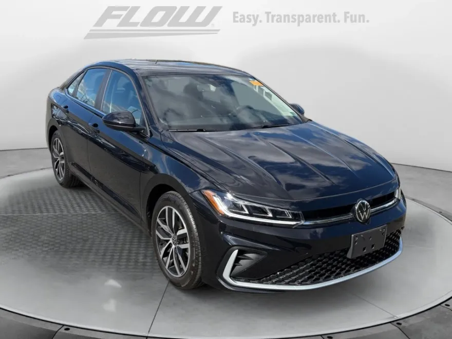 2025 Volkswagen Jetta 1.5T SE photo 1
