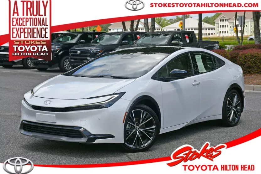 2024 Toyota Prius XLE photo 1