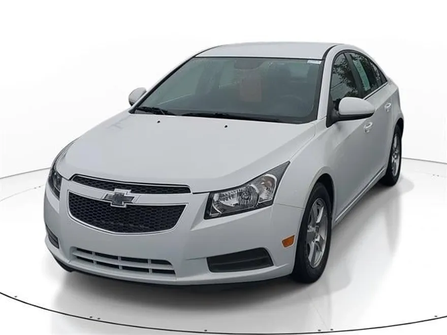 2014 Chevrolet Cruze photo 1