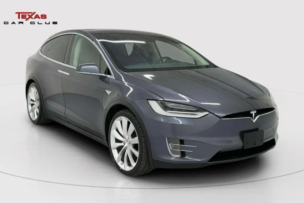 2016 Tesla Model X 90D photo 1