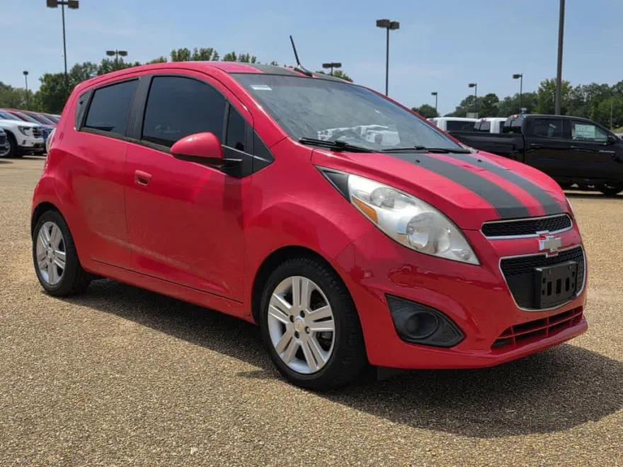 2013 Chevrolet Spark LT photo 1