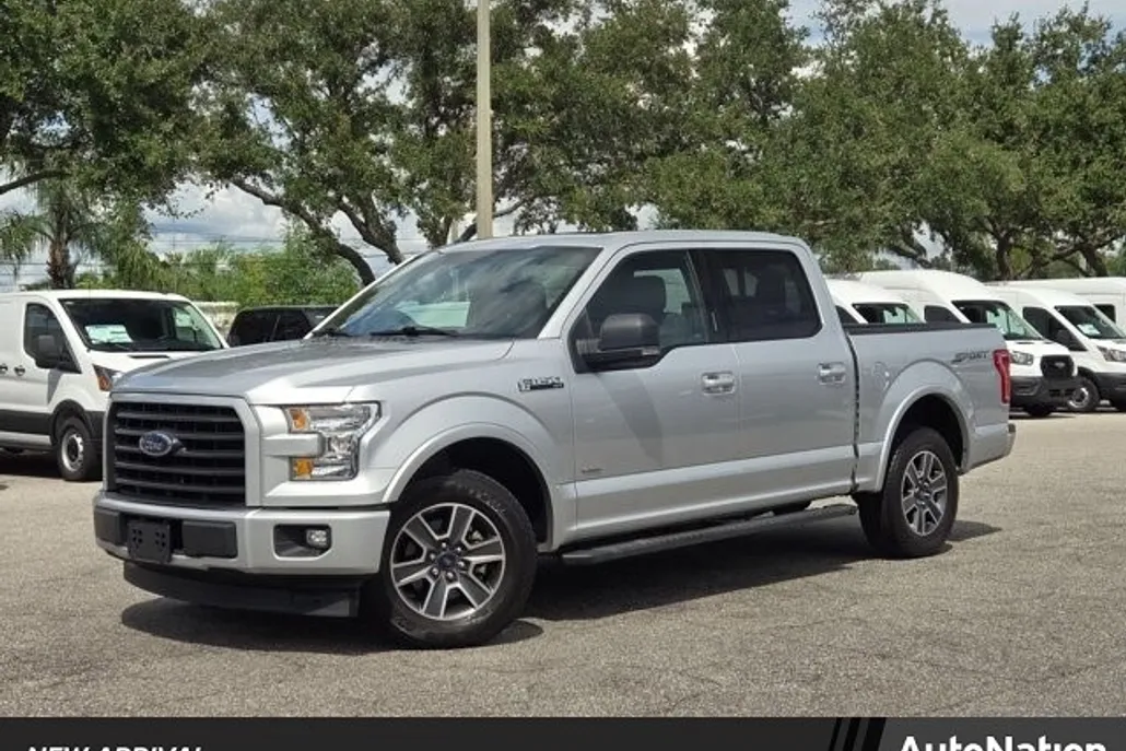 2017 Ford F-150 XLT photo 1