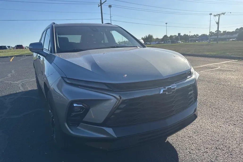 2023 Chevrolet Blazer RS photo 1