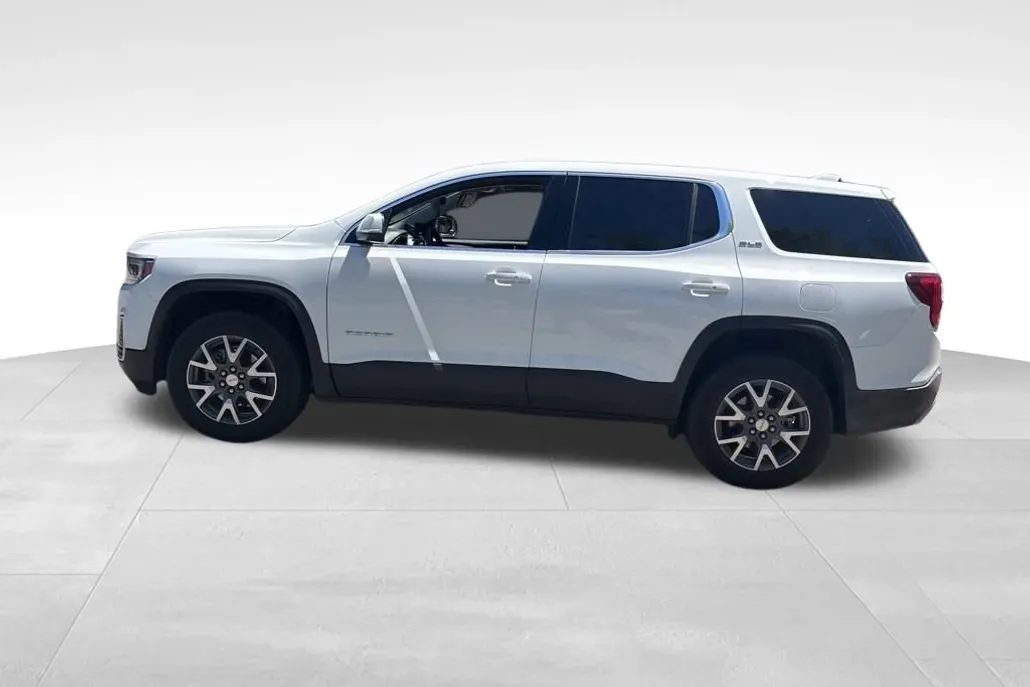 2023 Gmc Acadia SLE photo 1