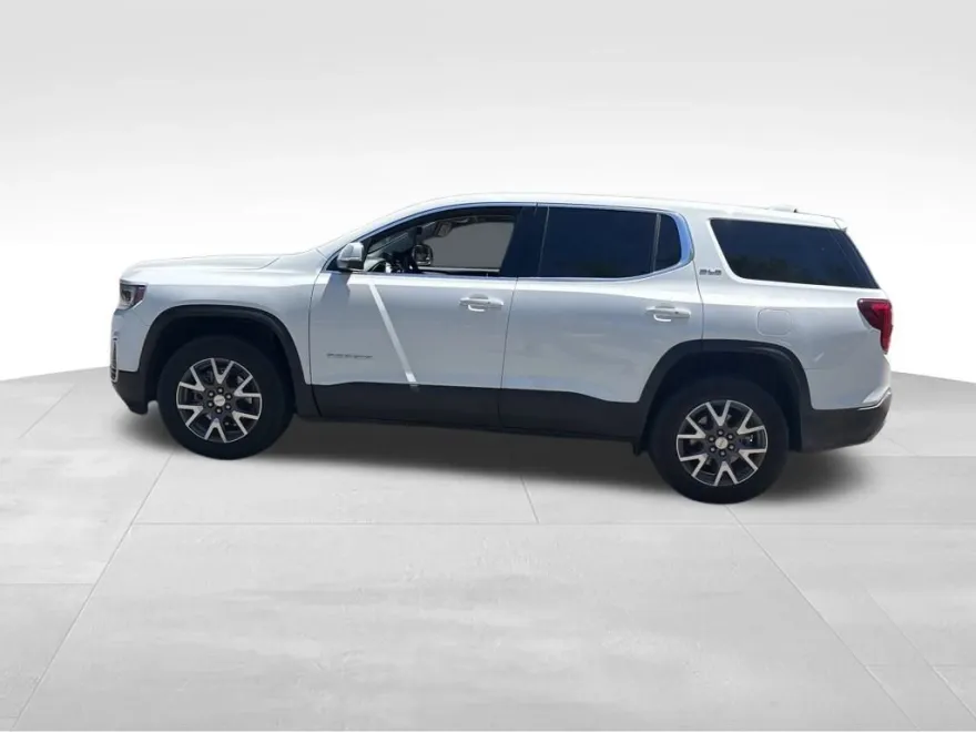 2023 Gmc Acadia SLE photo 1