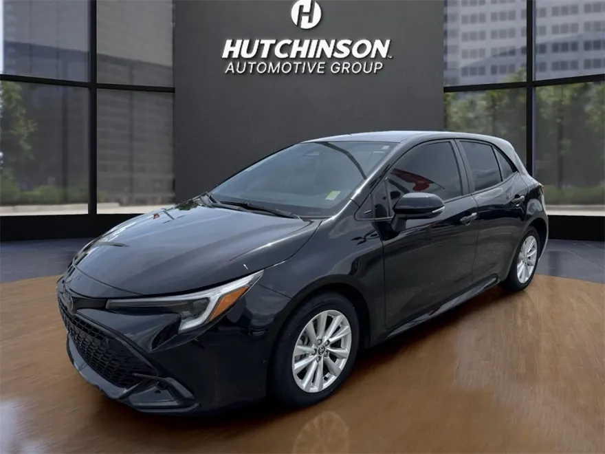 2024 Toyota Corolla SE photo 1