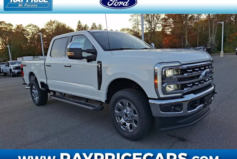 2026 Ford F-350 Lariat photo 1