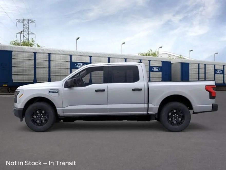 2025 Ford F-150 Lightning photo 1
