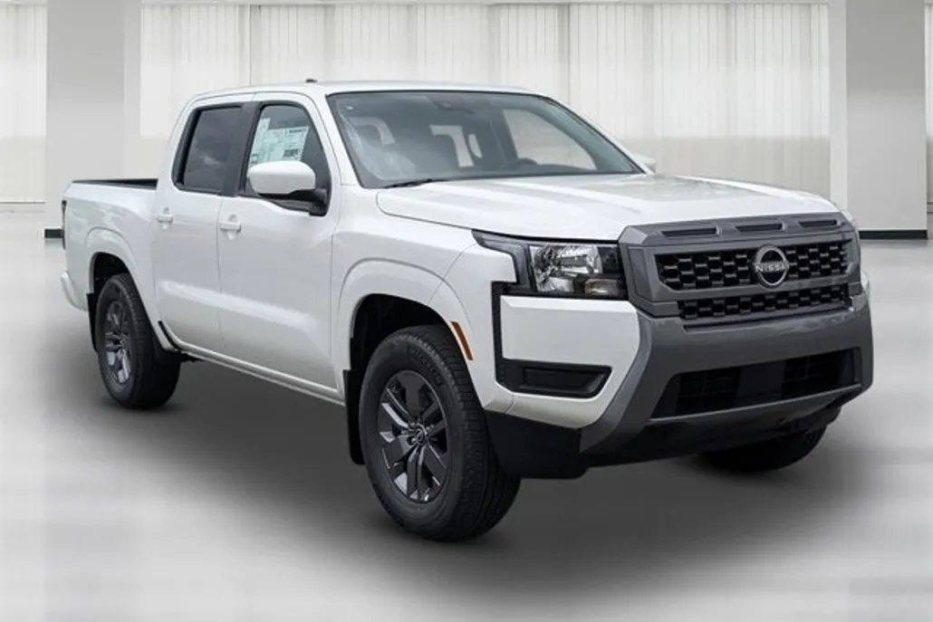 2025 Nissan Frontier SV photo 1