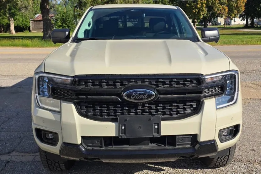2025 Ford Ranger XLT photo 1