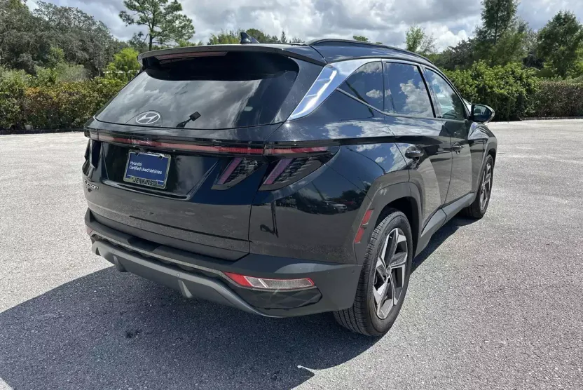 2024 Hyundai Tucson Limited photo 1