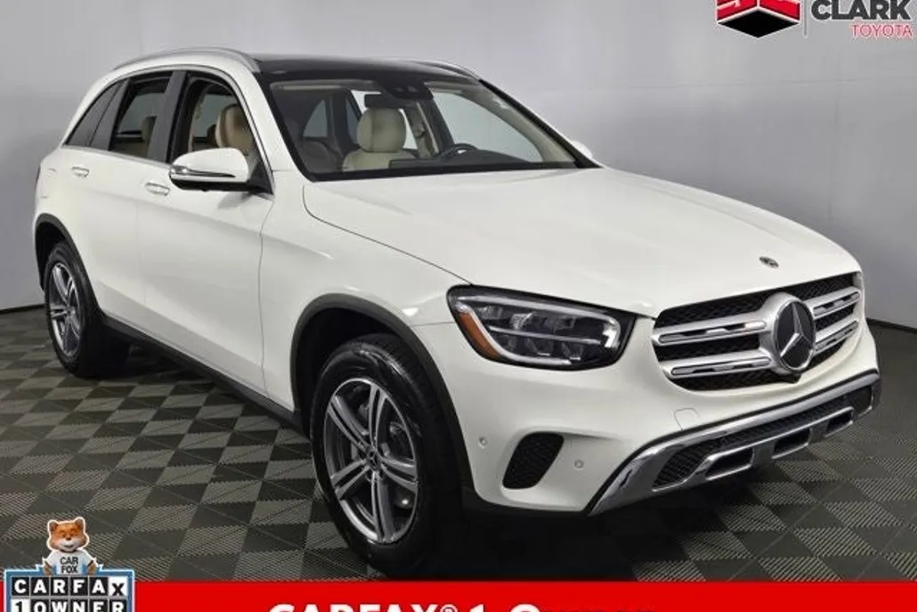 2022 Mercedes Benz GLC 300 photo 1