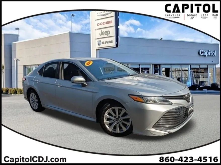 2018 Toyota Camry L photo 1