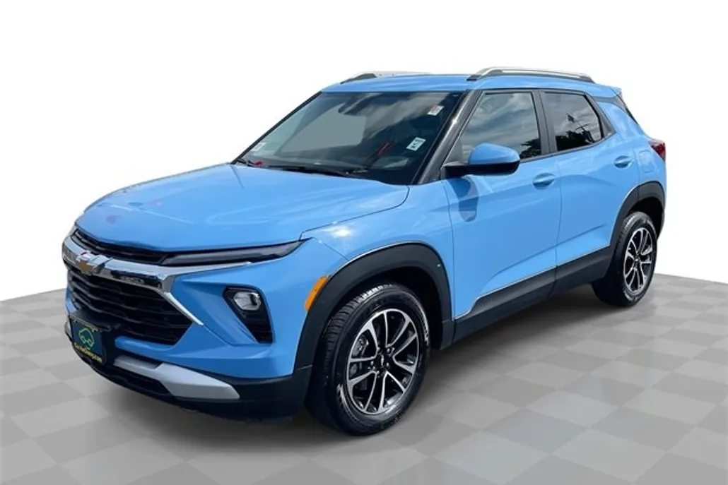 2024 Chevrolet Trailblazer LT photo 1
