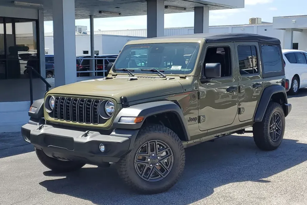 2025 Jeep Wrangler Sport S photo 1