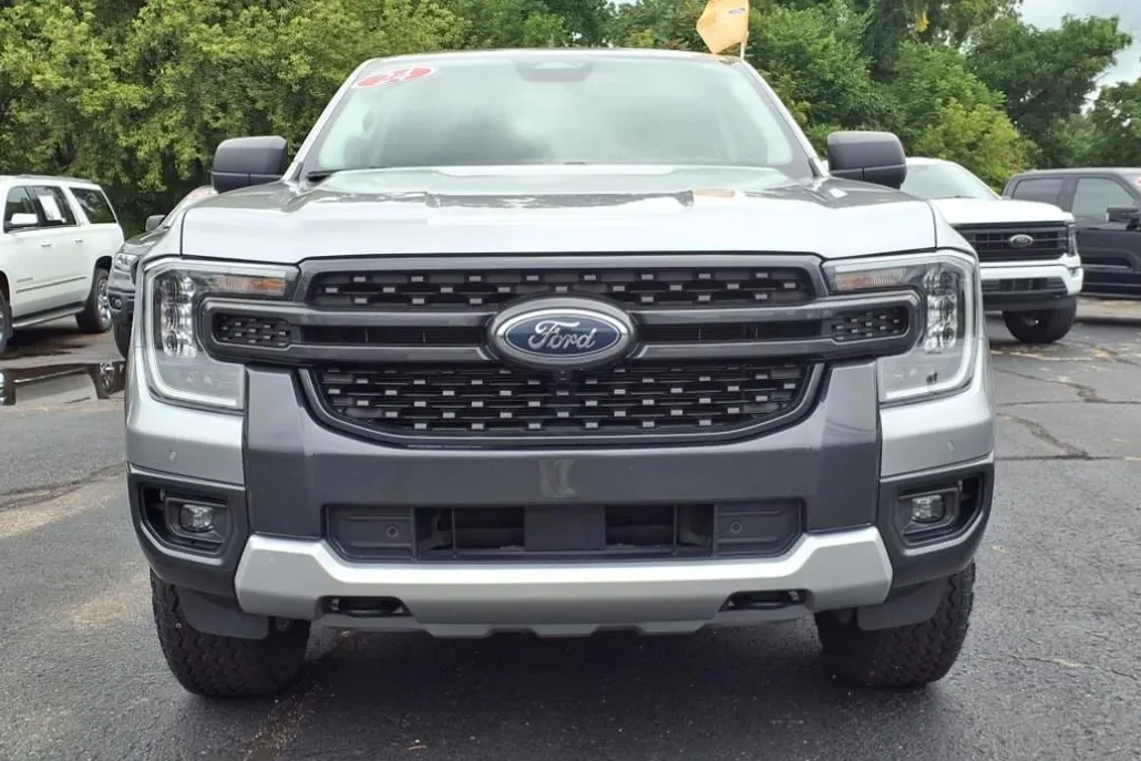 2024 Ford Ranger XLT photo 1