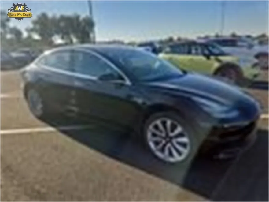2018 Tesla Model 3 Mid Range photo 1