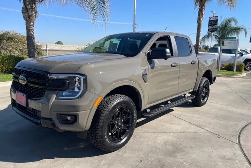 2025 Ford Ranger XLT photo 1