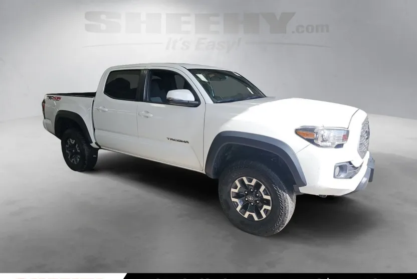 2023 Toyota Tacoma TRD Off-Road photo 1