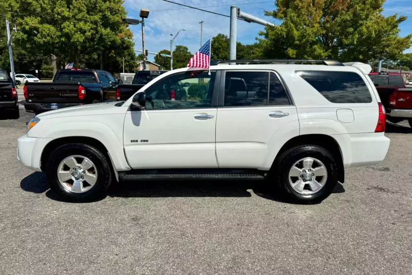 2007 Toyota 4Runner SR5 Sport photo 1
