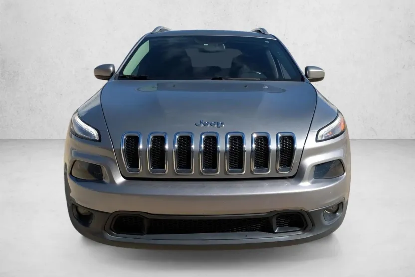 2017 Jeep Cherokee Latitude photo 1