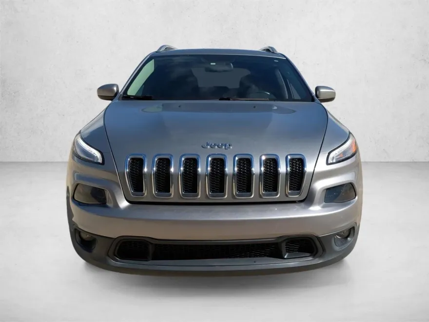2017 Jeep Cherokee Latitude photo 1