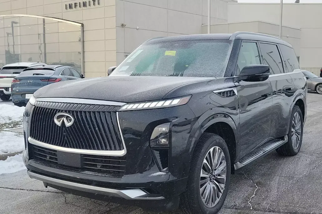 2025 Infiniti QX80 Sensory photo 1