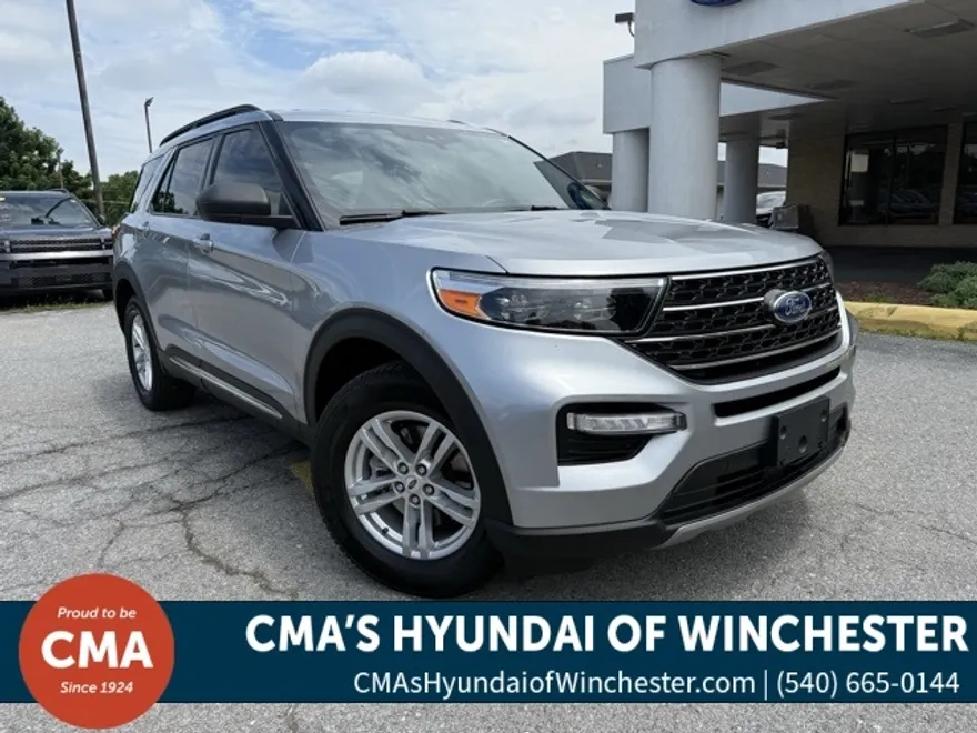 2020 Ford Explorer XLT photo 1