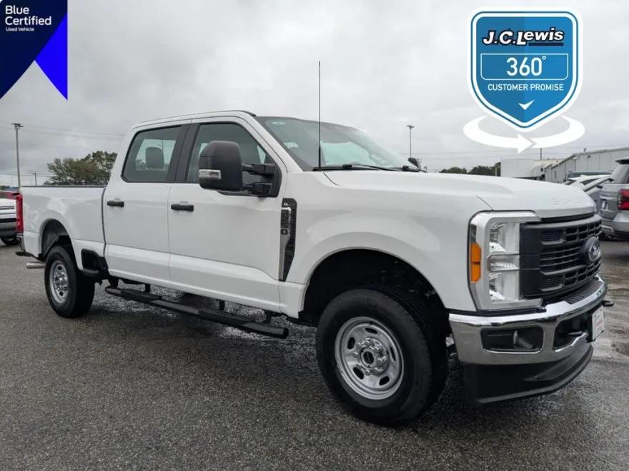 2023 Ford F-250 XL photo 1
