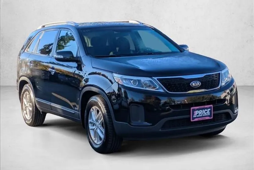 2014 Kia Sorento LX photo 1