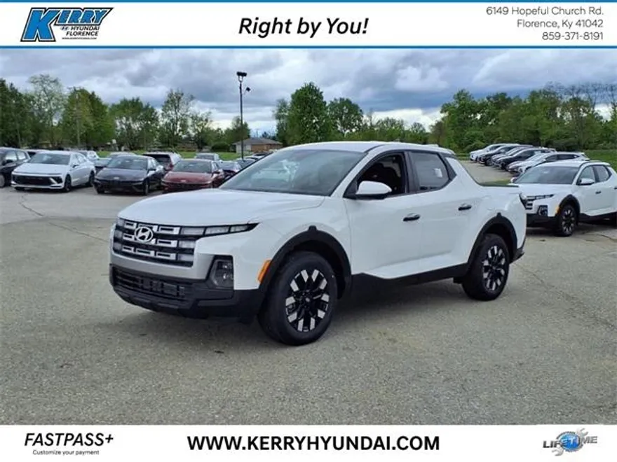 2025 Hyundai Santa Cruz SE photo 1