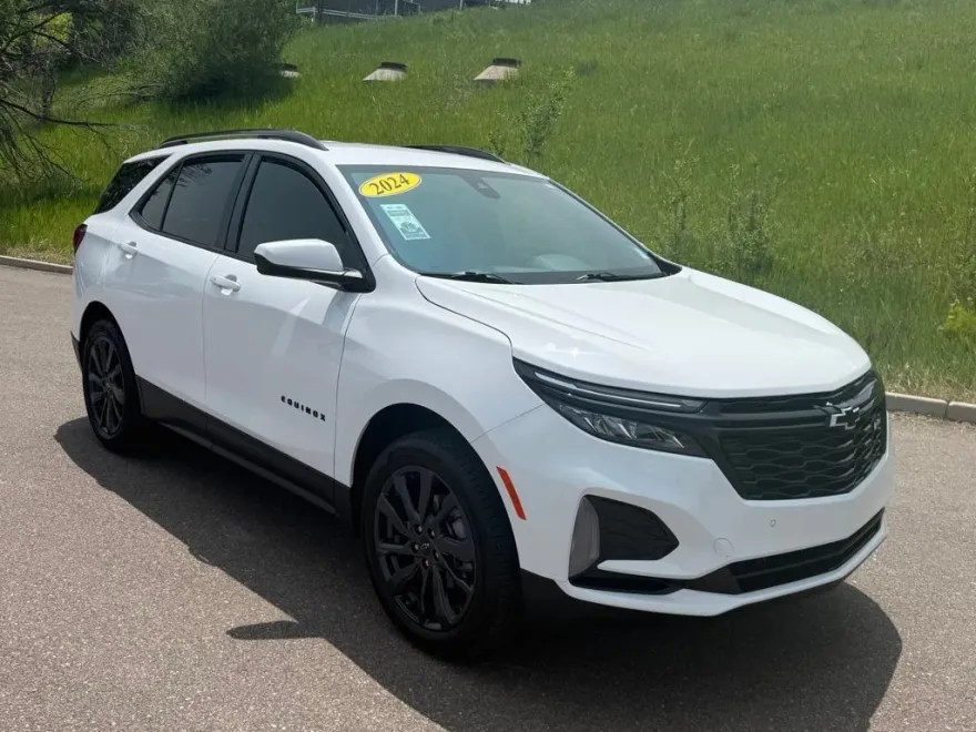 2024 Chevrolet Equinox RS photo 1