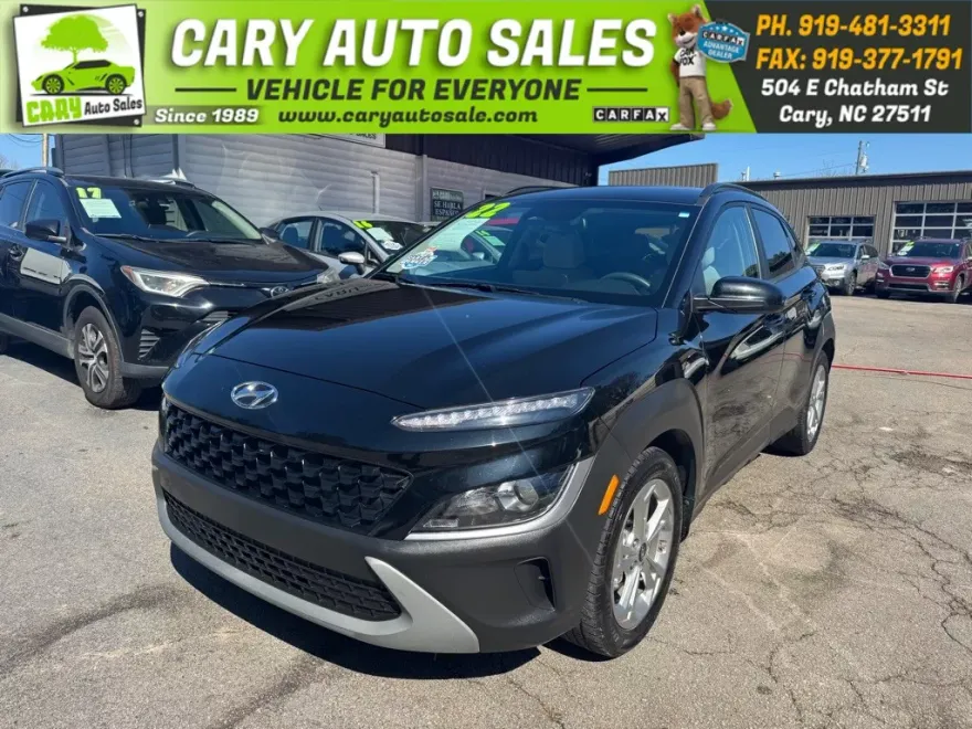 2022 Hyundai Kona SEL photo 1