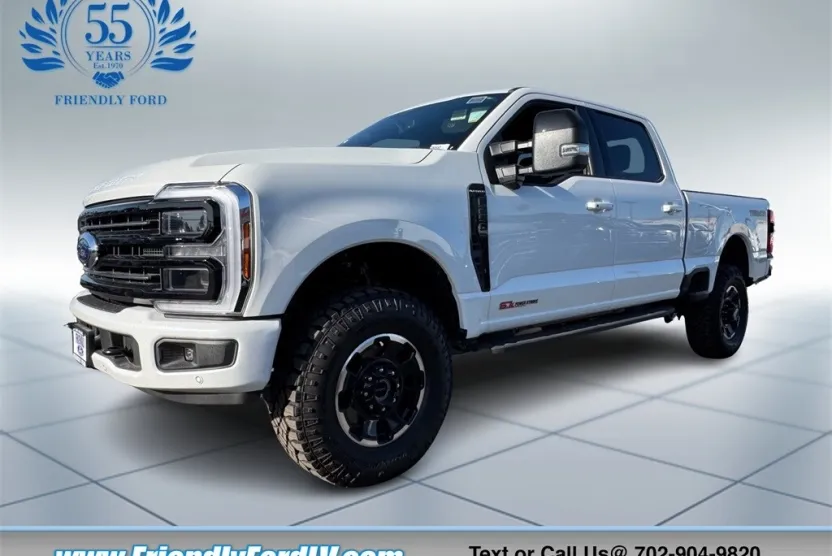 2025 Ford F-250 Platinum photo 1