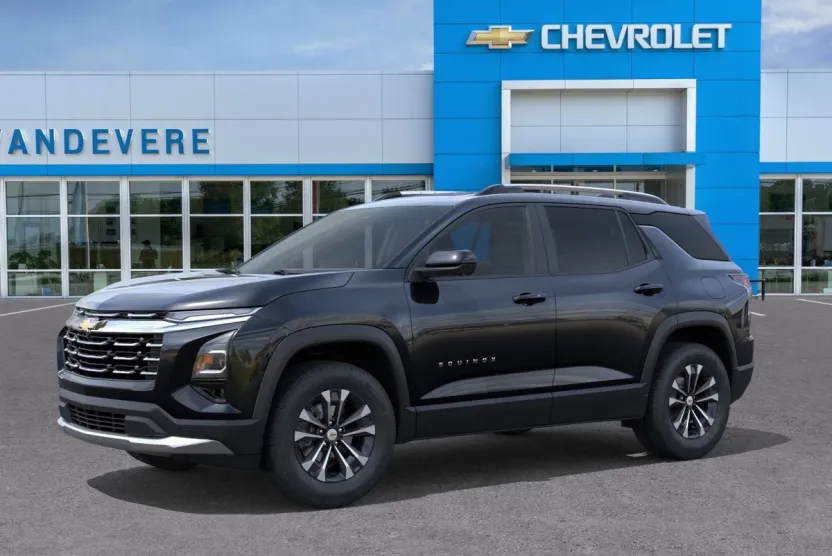 2026 Chevrolet Equinox LT photo 1