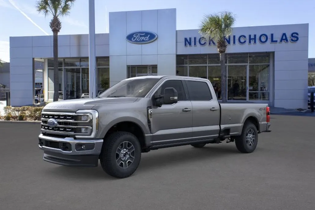 2026 Ford F-350 Lariat photo 1