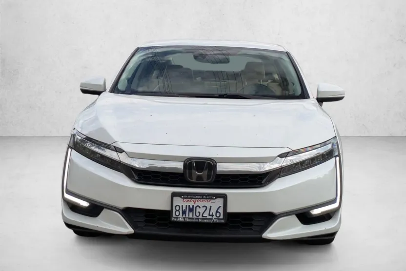 2021 Honda Clarity Plug-In Hybrid Touring photo 1