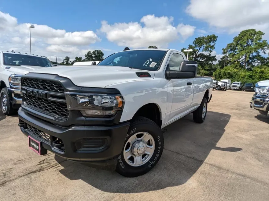 2024 Ram 2500 Tradesman photo 1