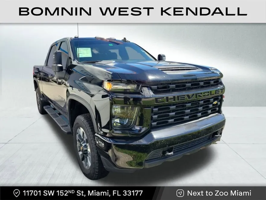 2023 Chevrolet Silverado 2500HD Custom photo 1