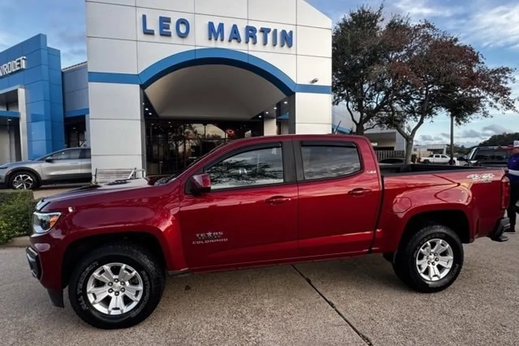2021 Chevrolet Colorado LT photo 1