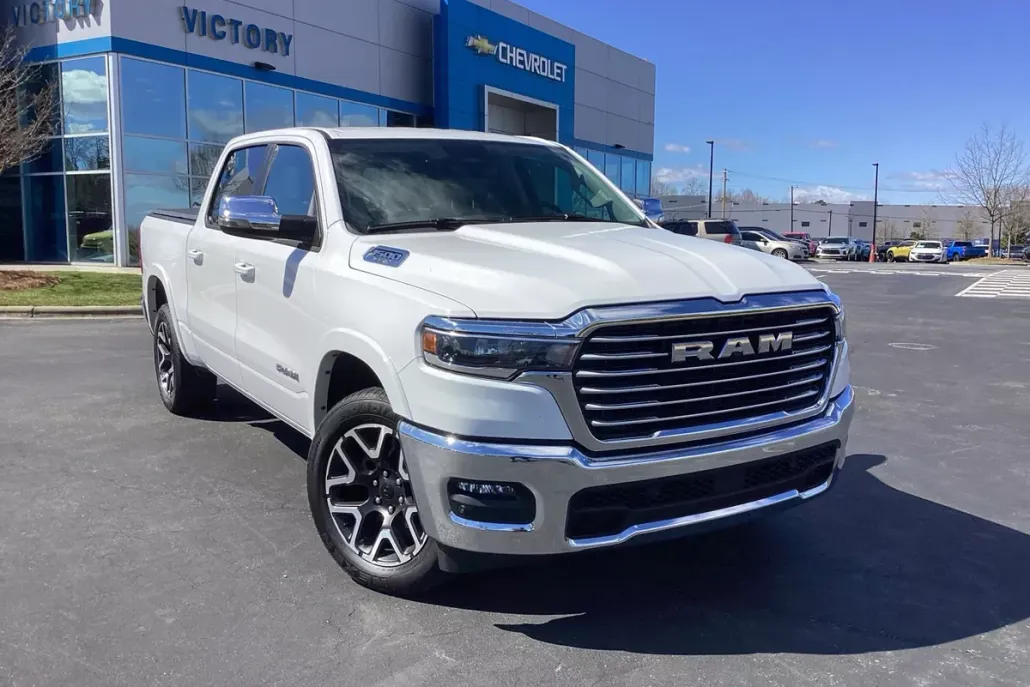 2025 Ram 1500 Laramie photo 1