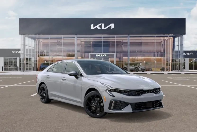 2026 Kia K5 GT-Line photo 1