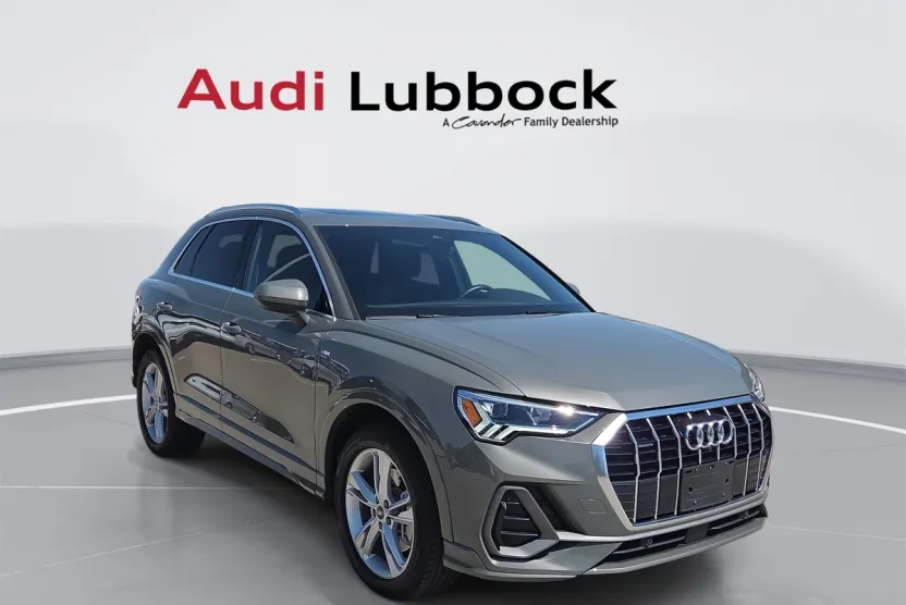2022 Audi Q3 Premium Plus S line photo 1