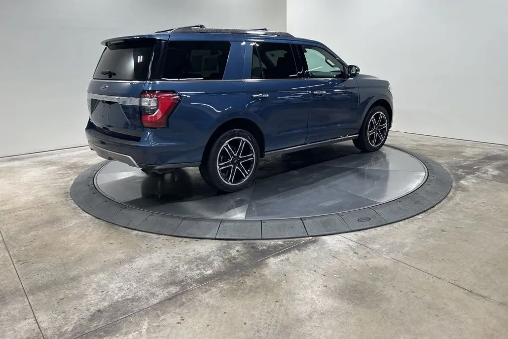 2019 Ford Expedition Limited photo 1