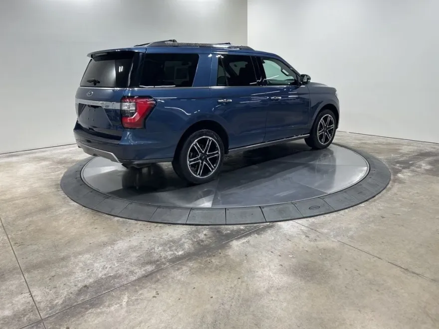 2019 Ford Expedition Limited photo 1