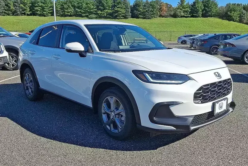 2026 Honda HR-V LX photo 1