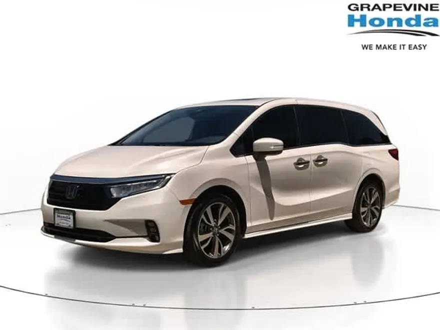 2024 Honda Odyssey Touring photo 1