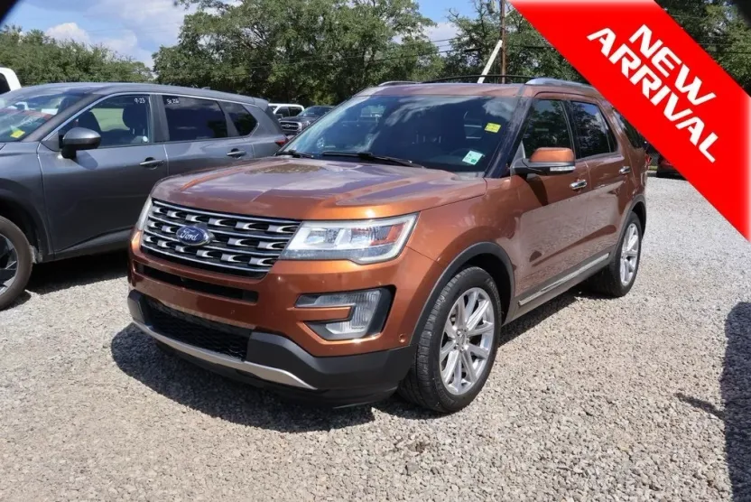 2017 Ford Explorer Limited photo 1